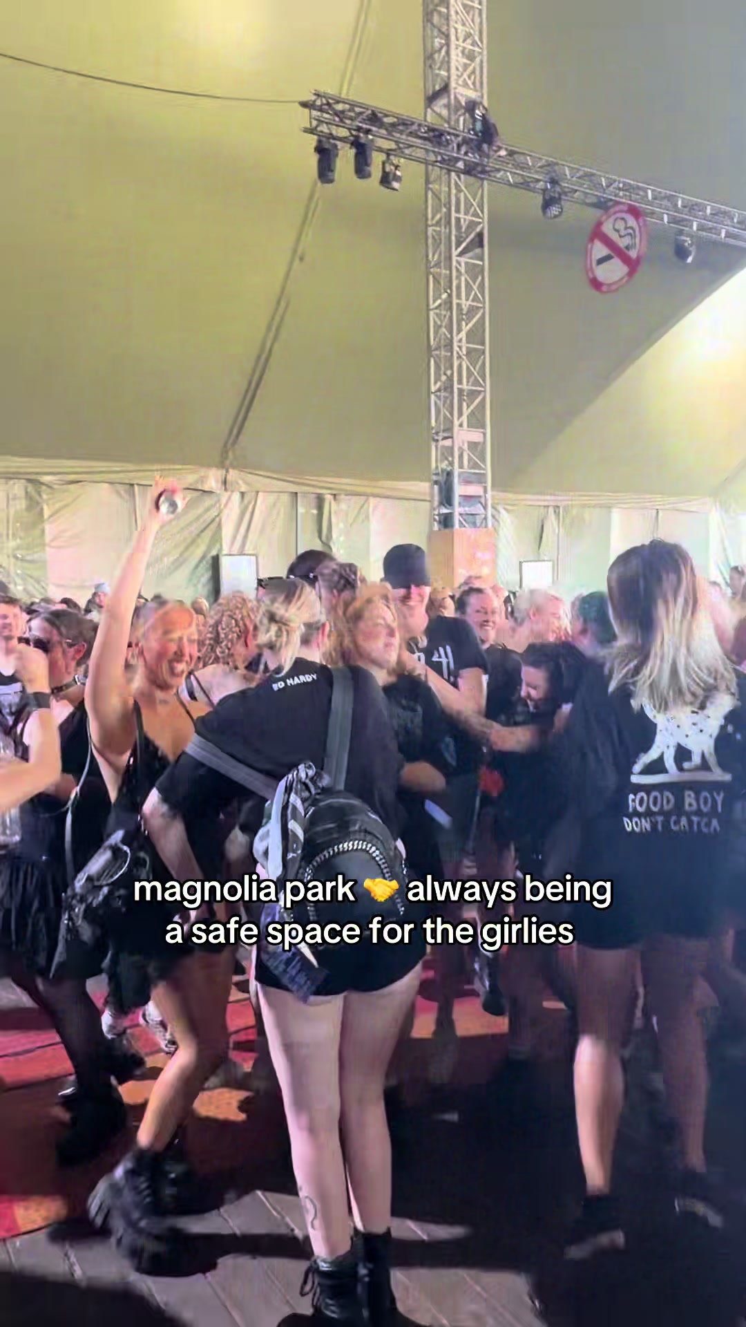 @kyra🕸️