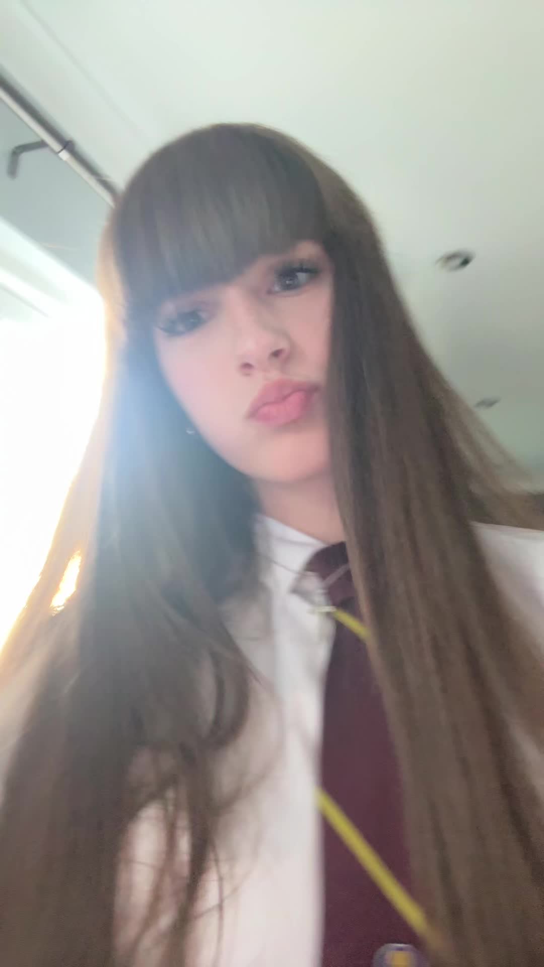 @Alice🧣