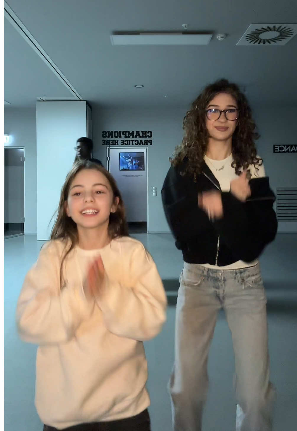 @ALISA DANCING QUEEN