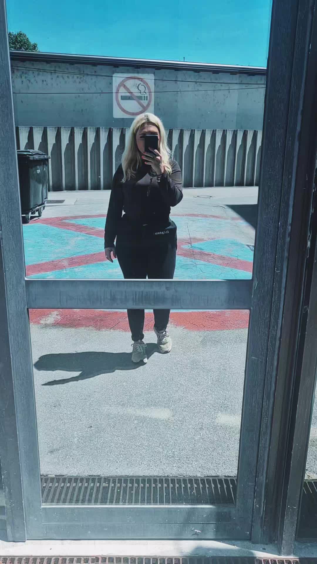 @Anja🖤