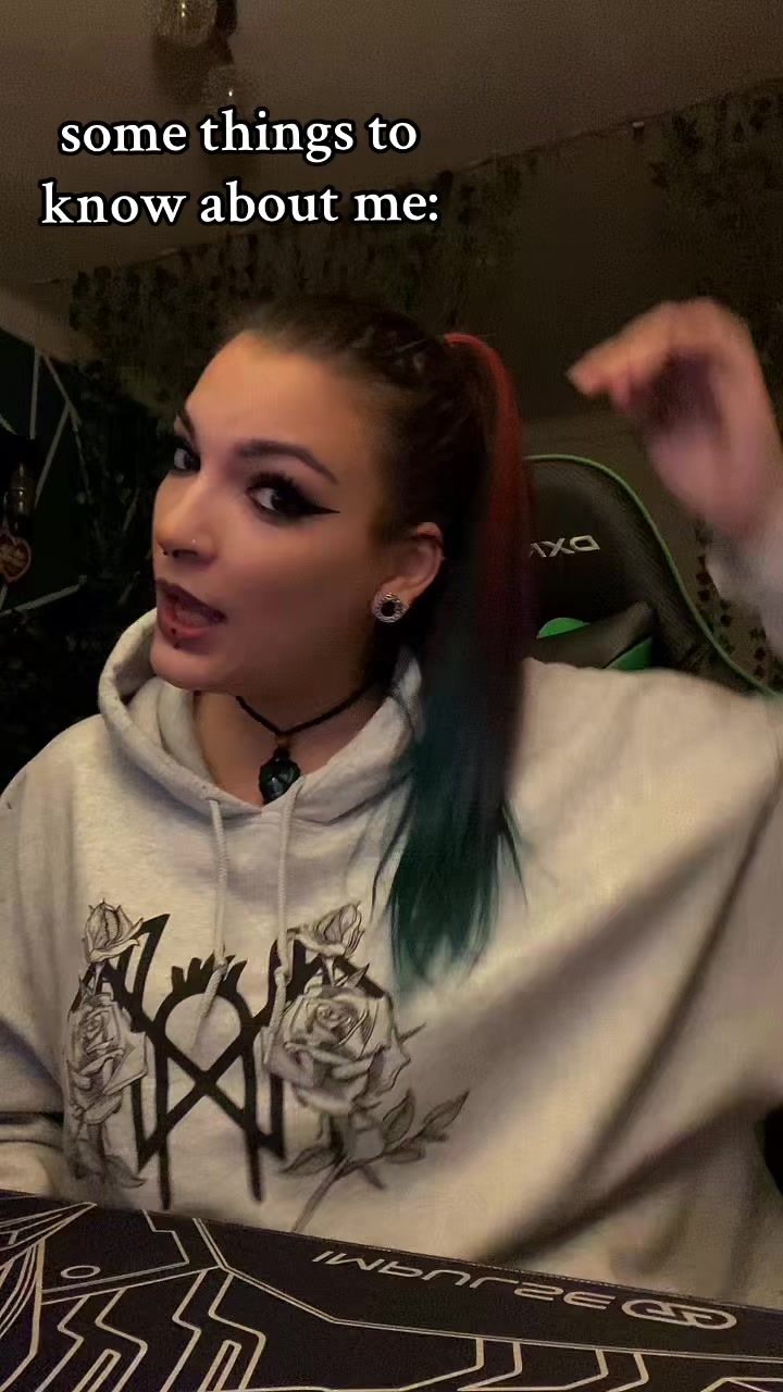 @Liiah_Grey