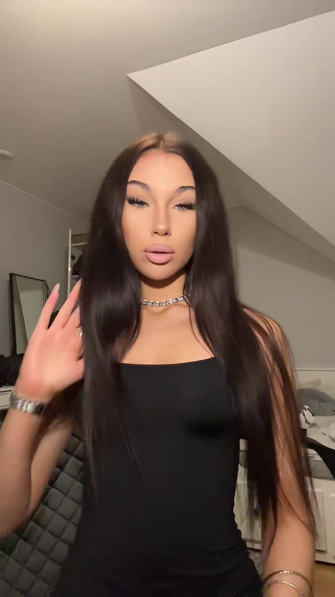 @𝓏𝓊𝓏𝓆𝒶𝑒𝑒