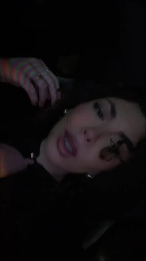 @gió🤍🌑
