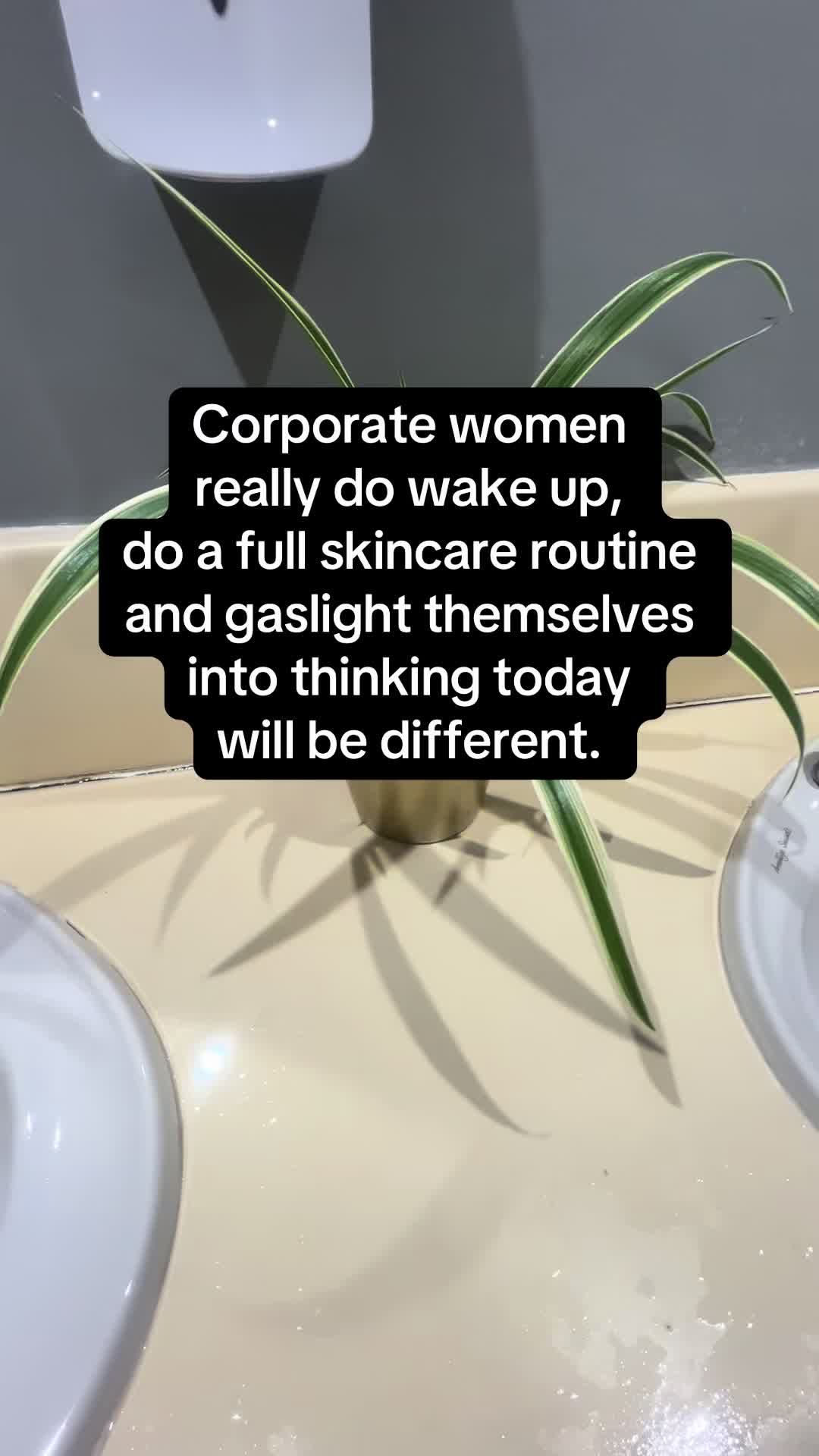 @Corporate Girl Side Income