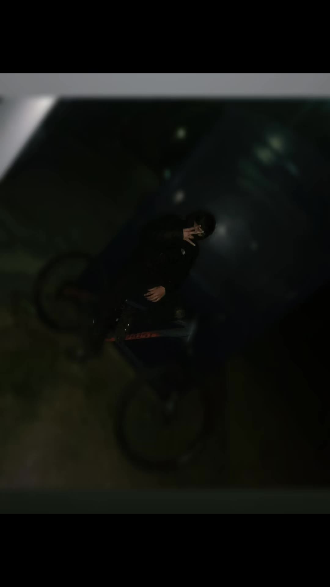 @Unknown000