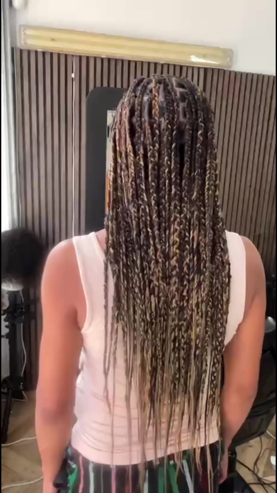 @AZEBHAIRSTYLIST