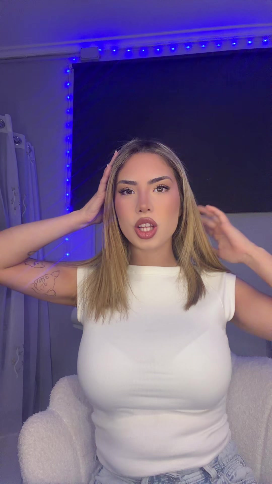 @lauraalguaciiil