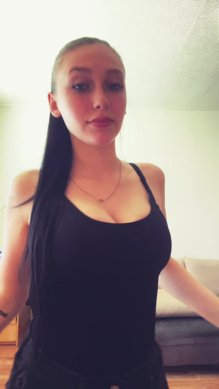 @karolínka💋