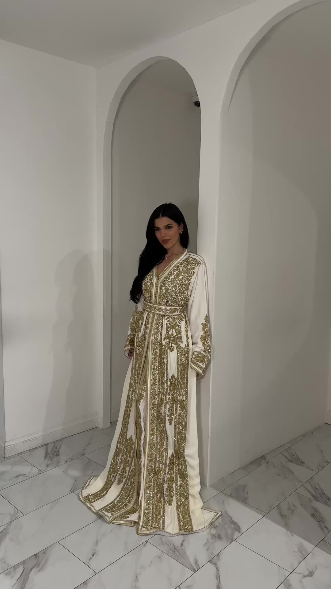 @aroussacollection