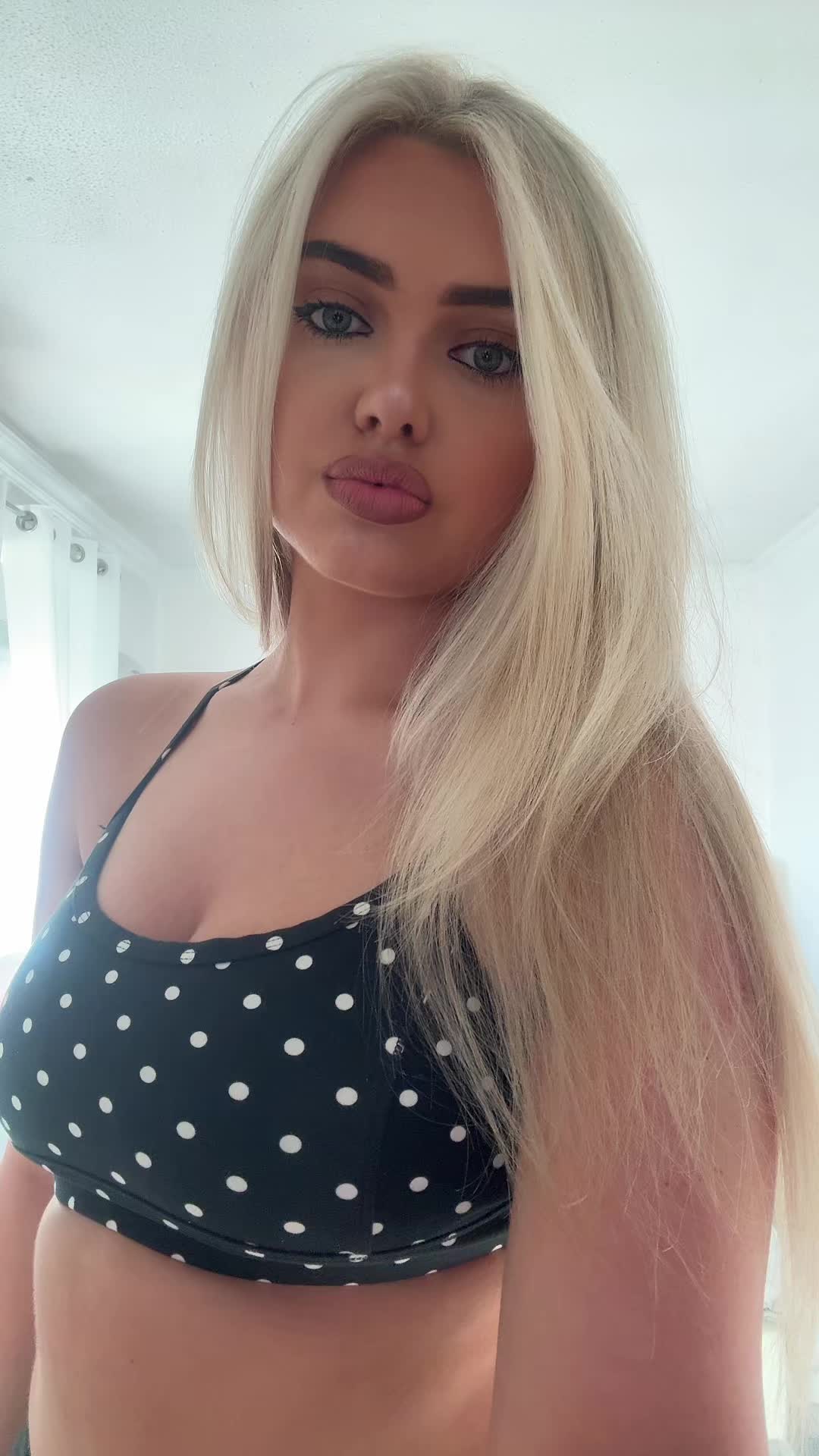 @𝐌𝐀𝐈𝐒𝐈𝐄 𝐇𝐔𝐍𝐓𝐄𝐑