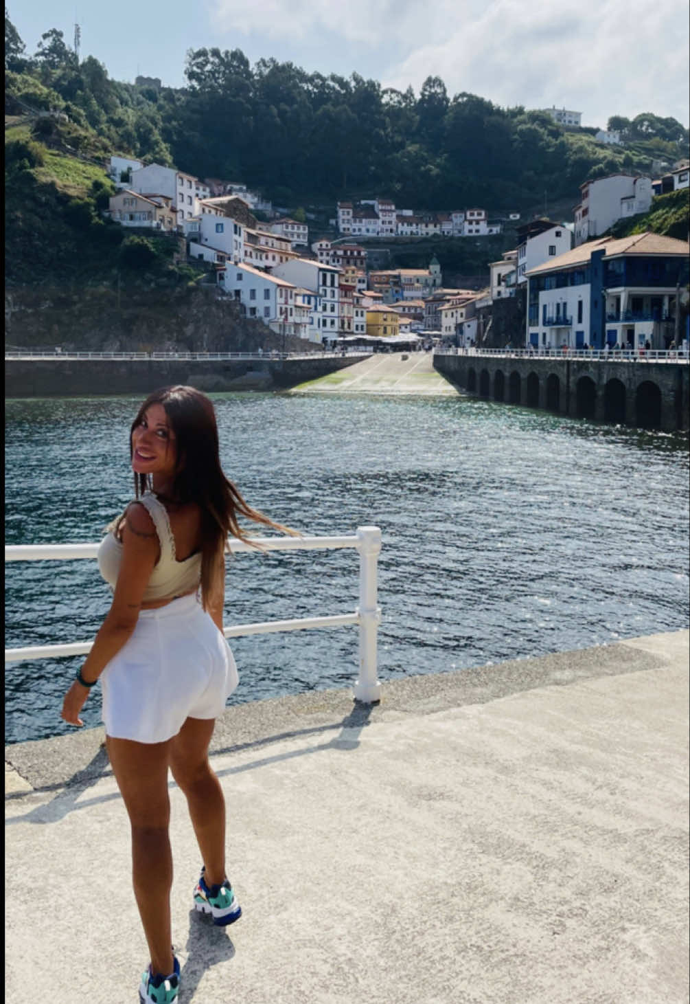 @carmen_e_s_peke