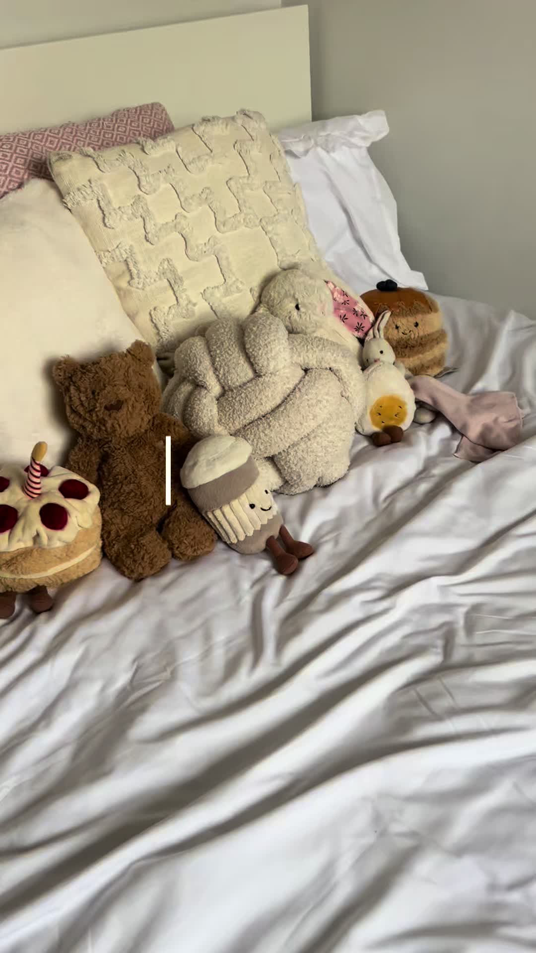 @🍸🫧𝑬𝒗𝒆 🥭💐