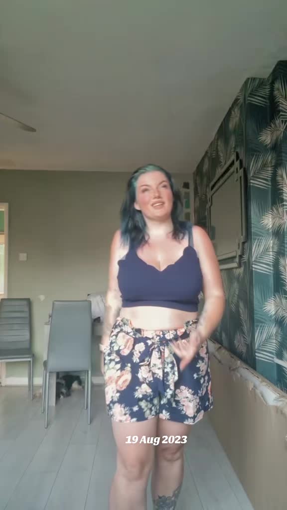 @Nikki-Louise993