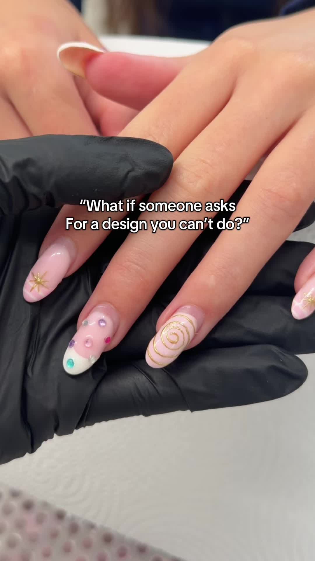 @kellynailacademy