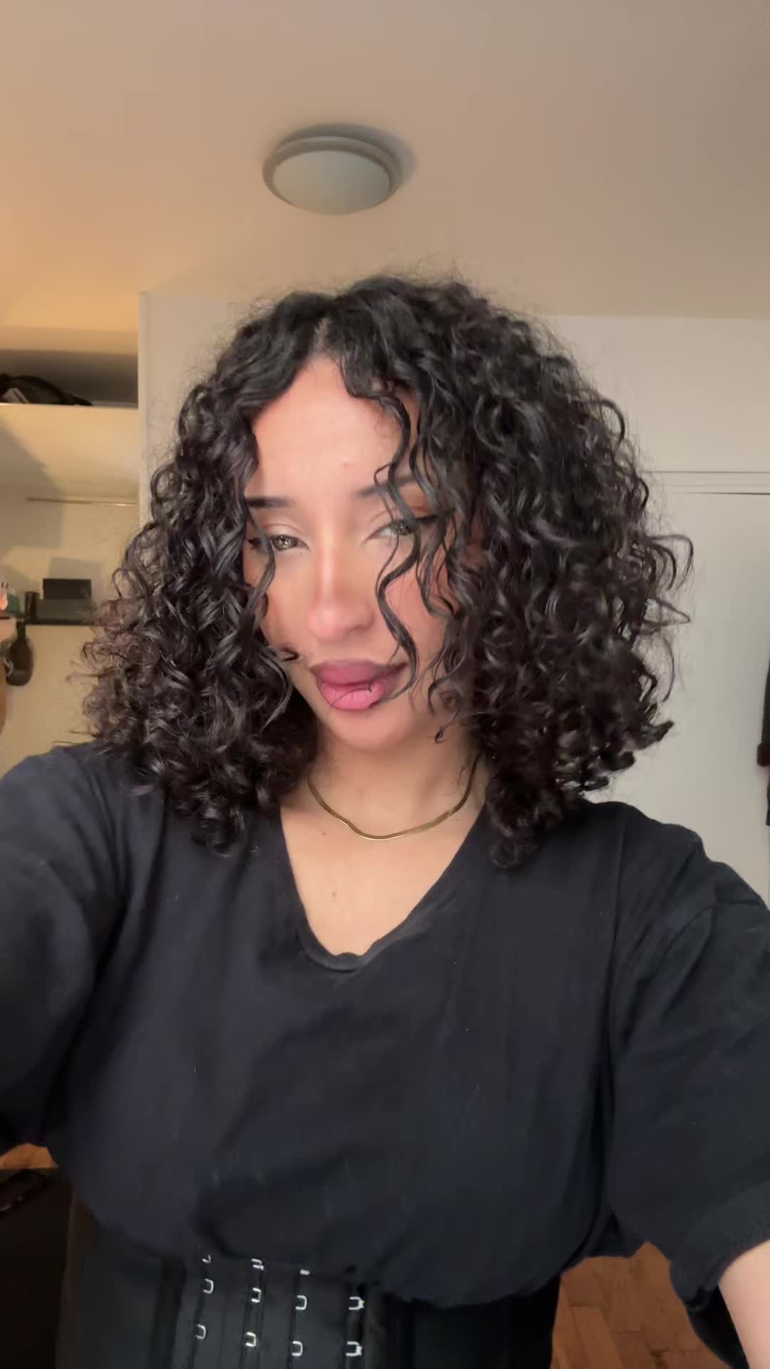 @whosmiima