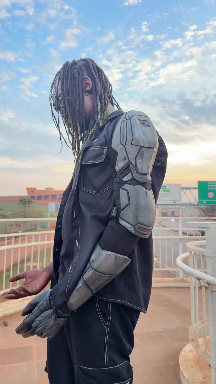 @FlossDaArtist🇺🇬🇬🇧