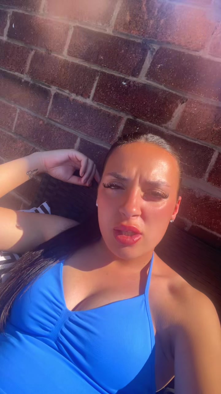 @Shauna21🏴🇯🇲
