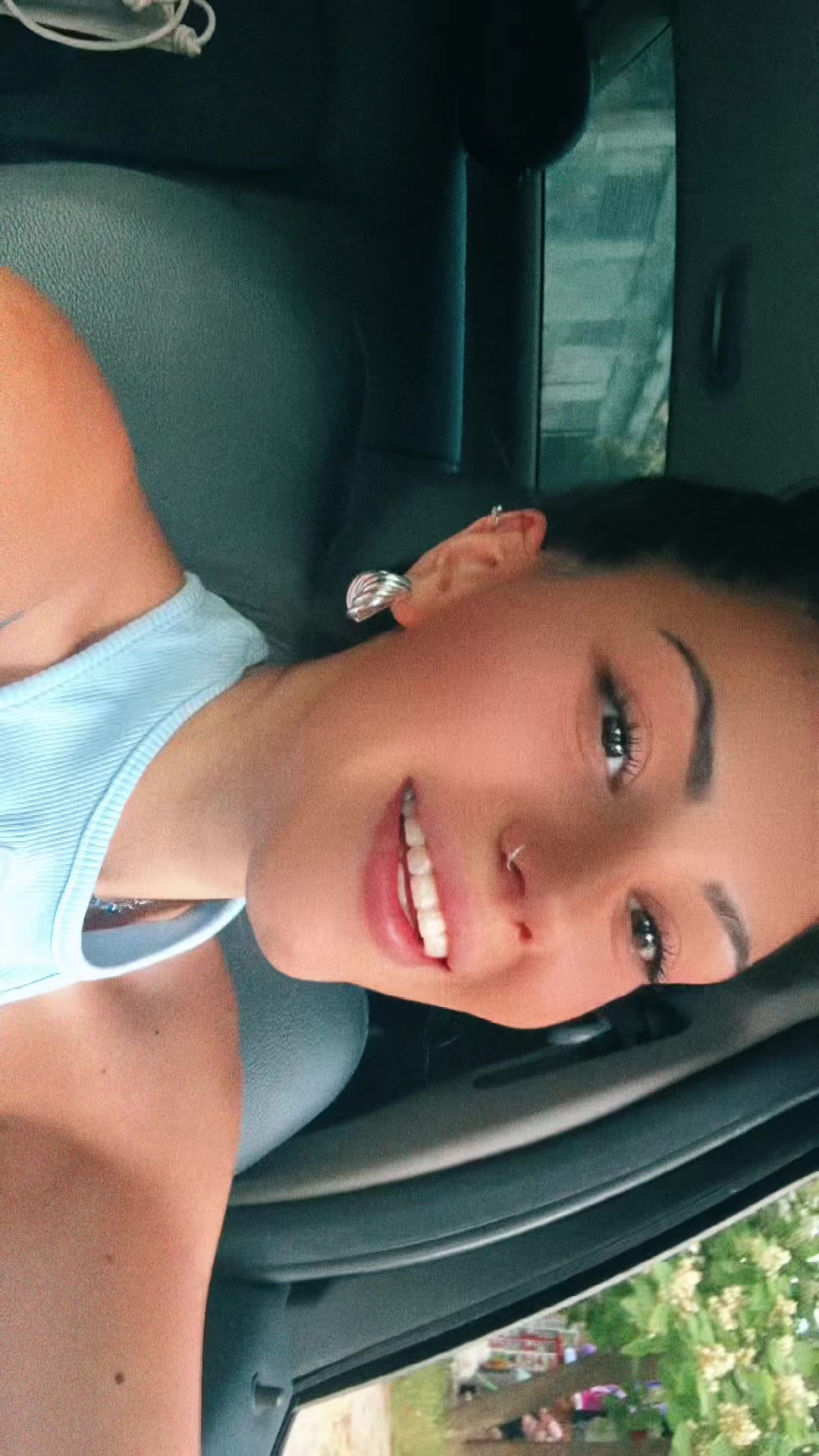 @Niya
