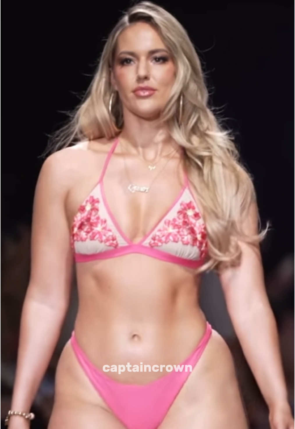 @👑