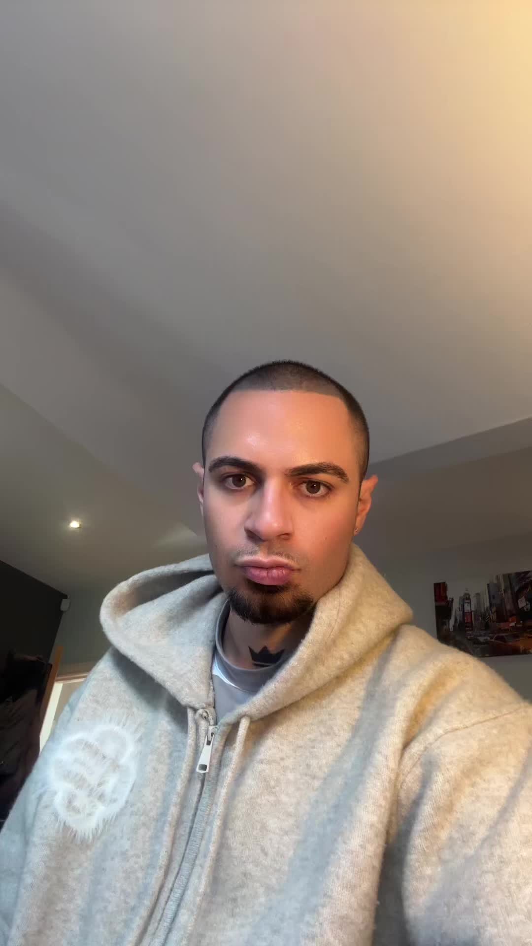 @andonisneo