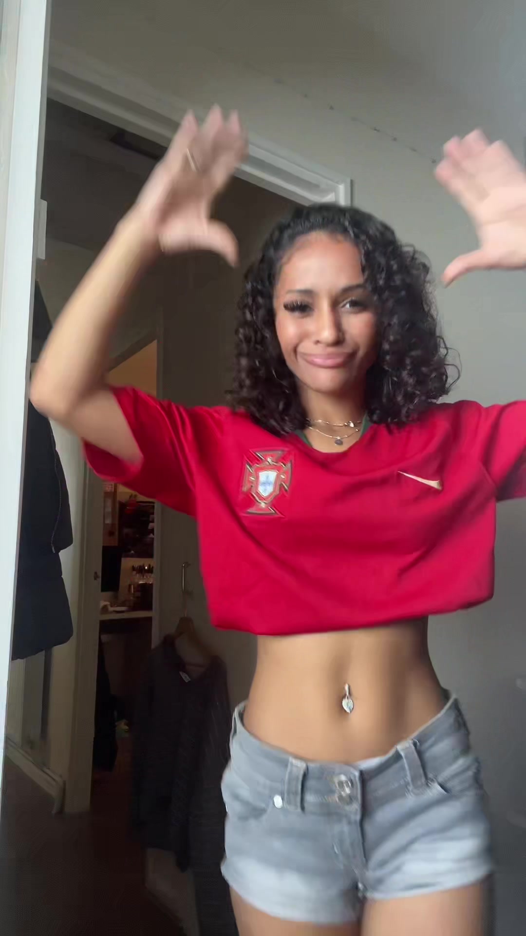 @Seyni-Ang&eacute;lica Lopes