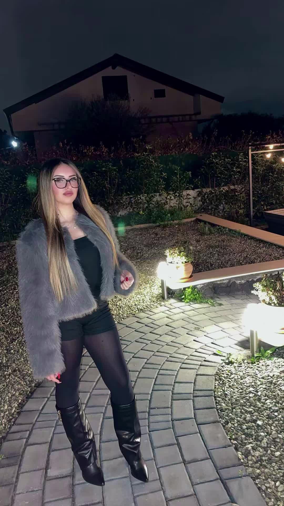 @_miriana_lombardo_