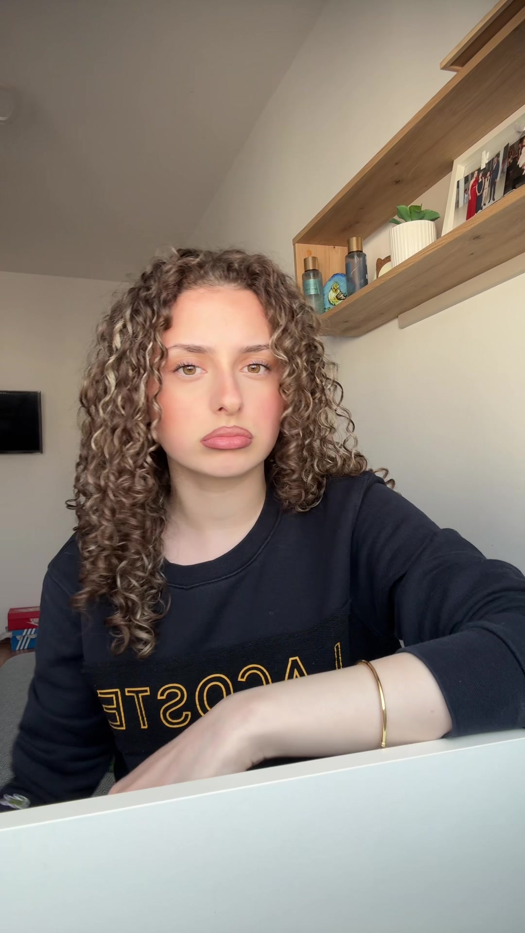 @alessia