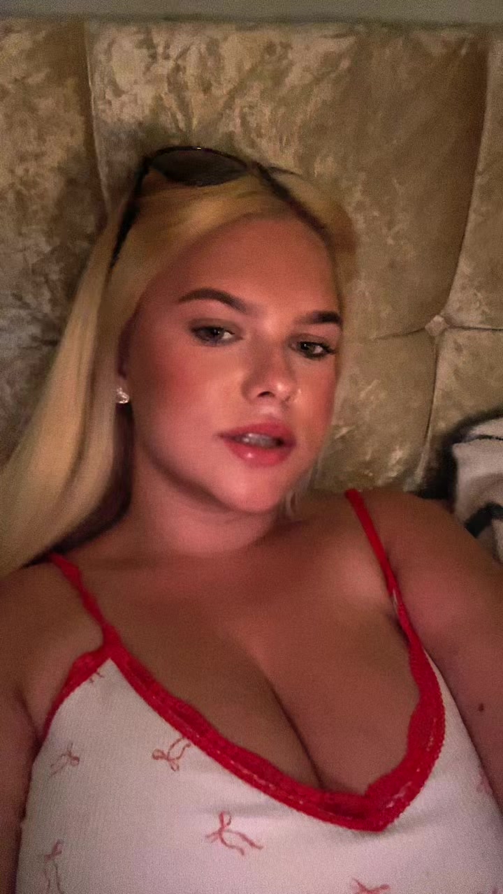 @Amielouise18