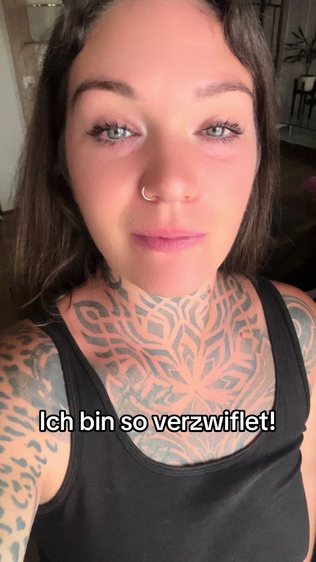 @Lyviane