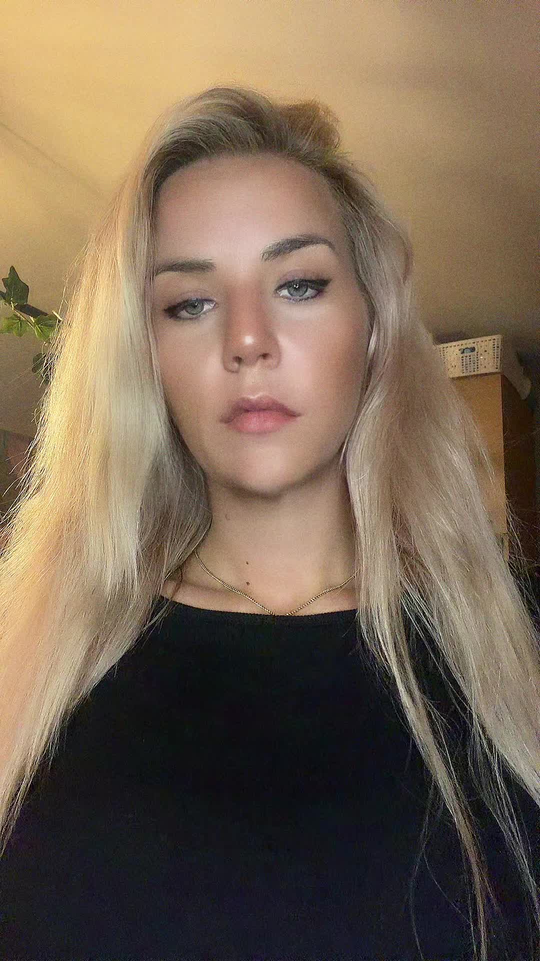 @Mamacitaaaaaxxx
