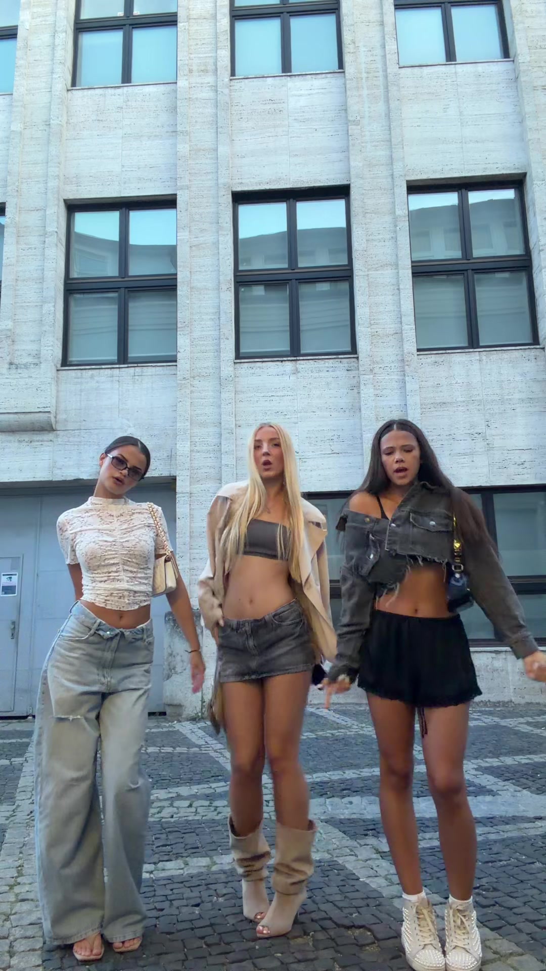 @paris_fujakova