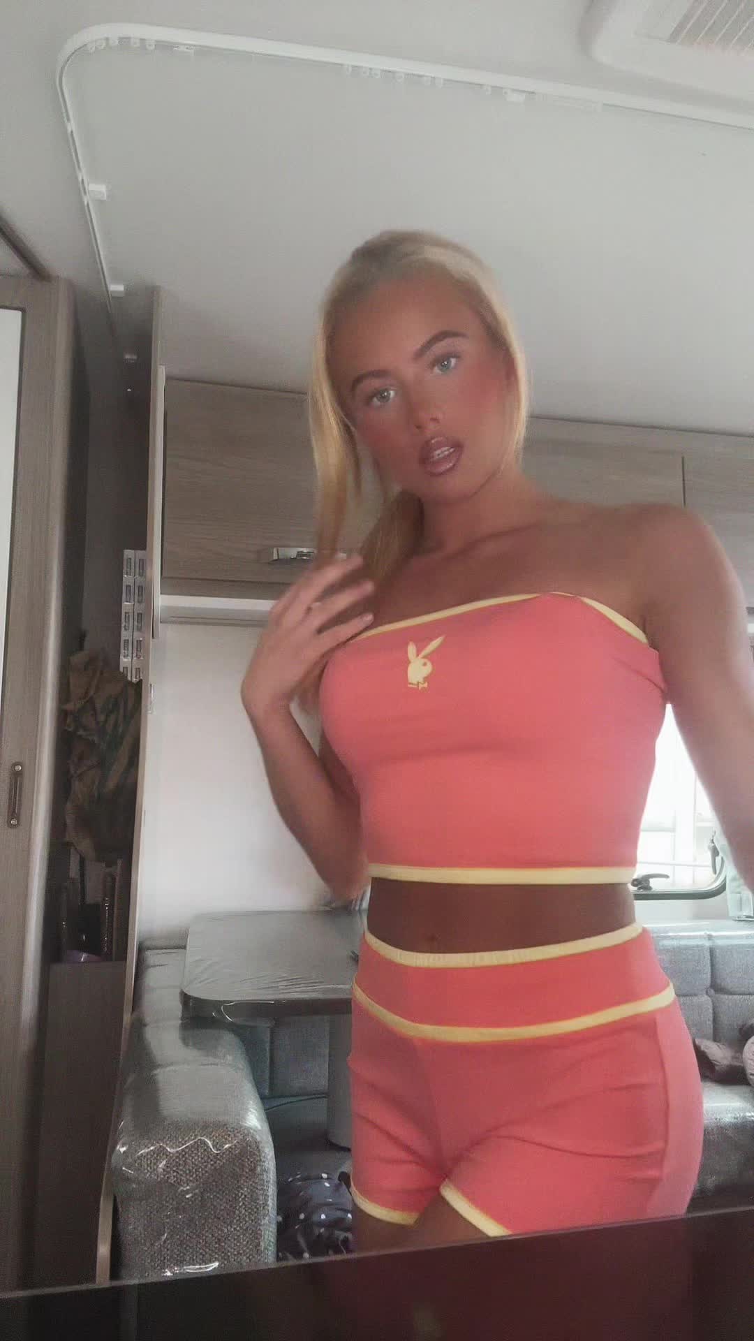 @Indi💋
