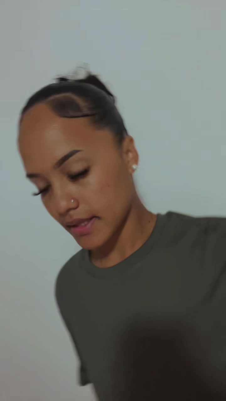 @𝐏𝐨𝐞𝐡𝐞𝐫𝐞