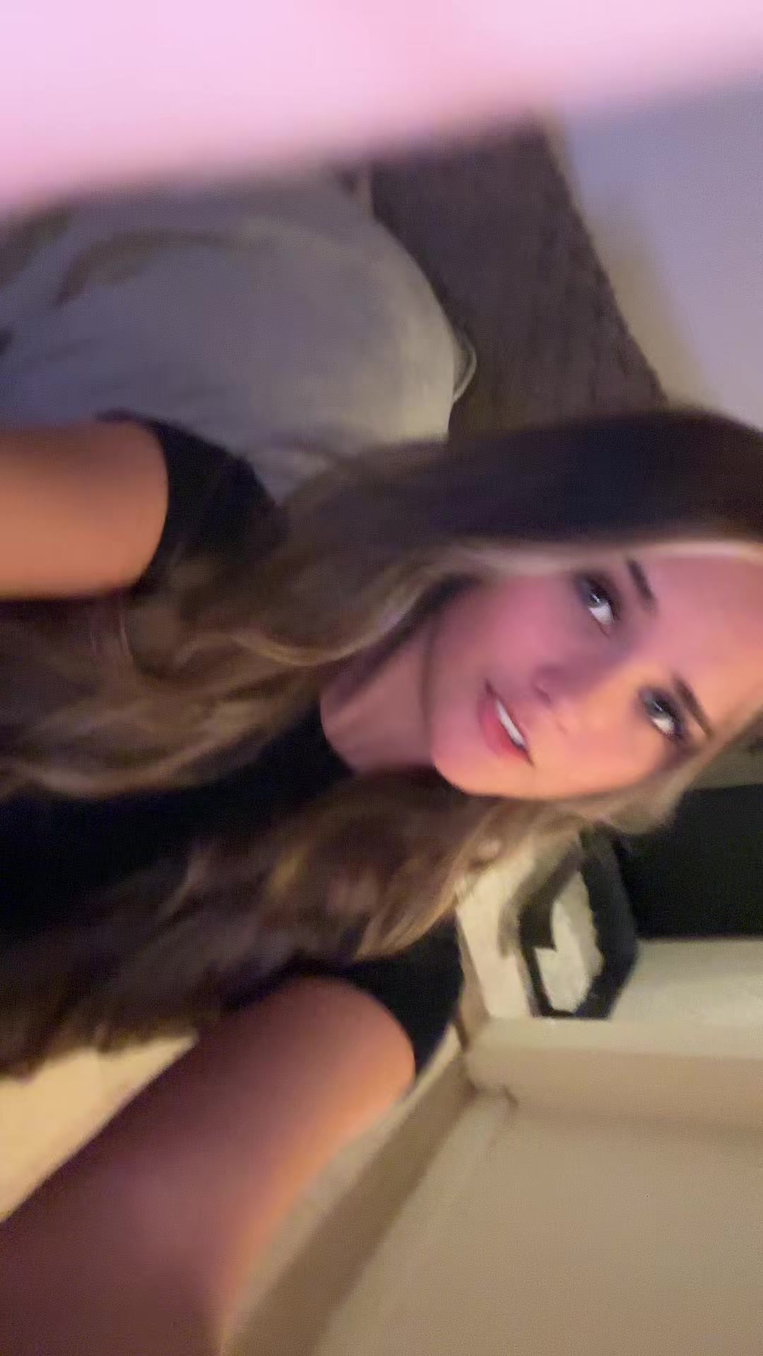 @𝓛𝓲𝓷𝓮-𝓢𝓸𝓯𝓲𝓮🥂🪩