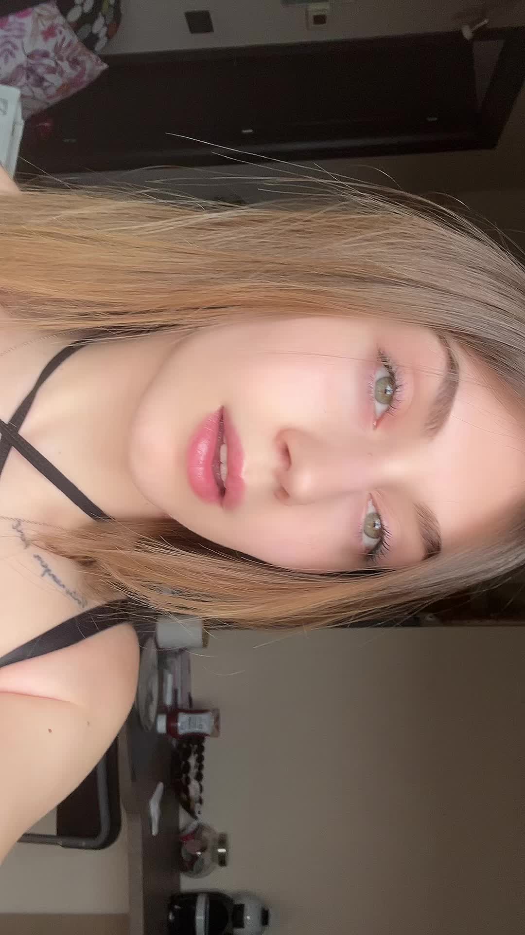 @Erica👩🏻🦰