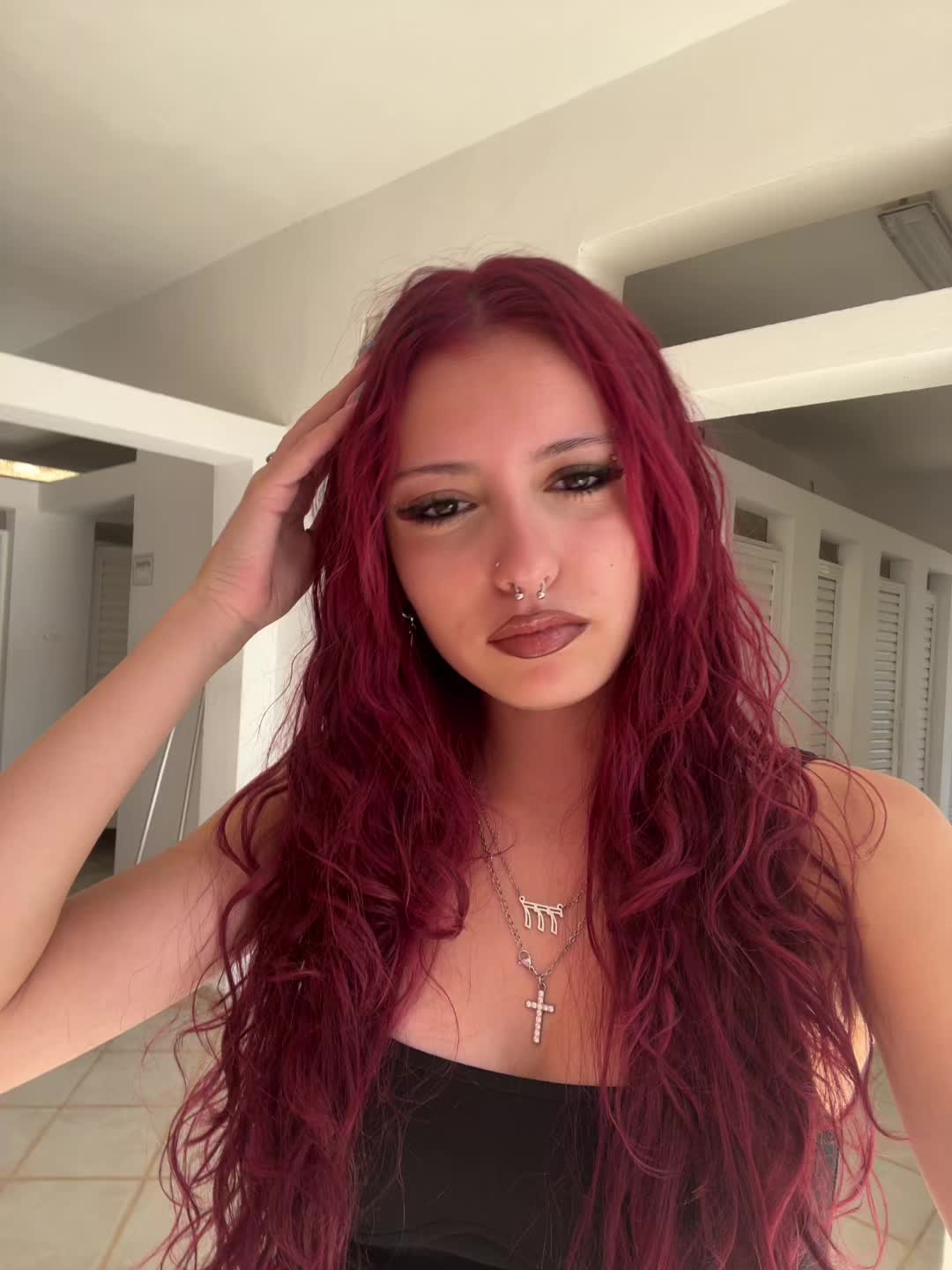 @elenaki