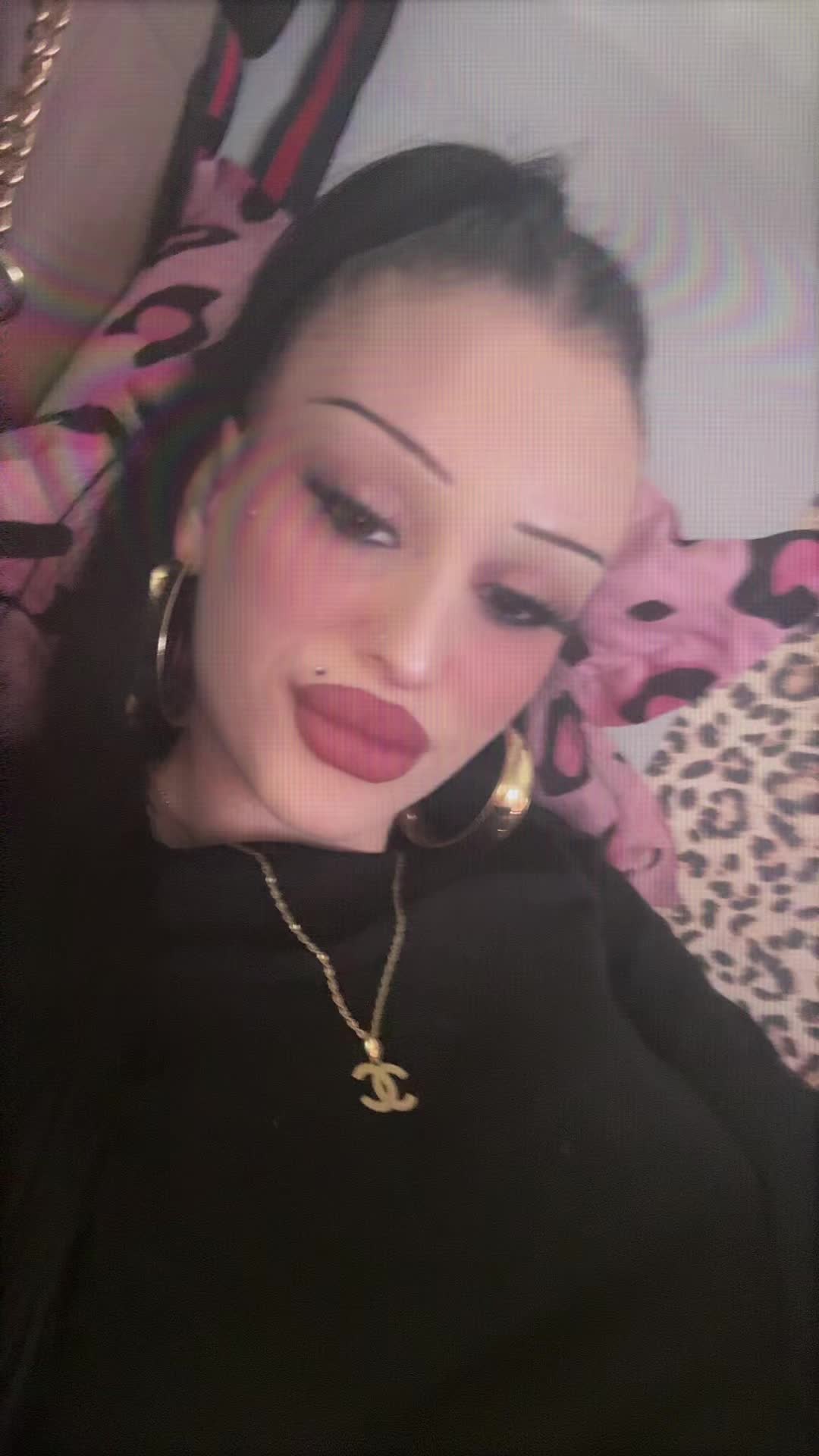 @Chanelitaa