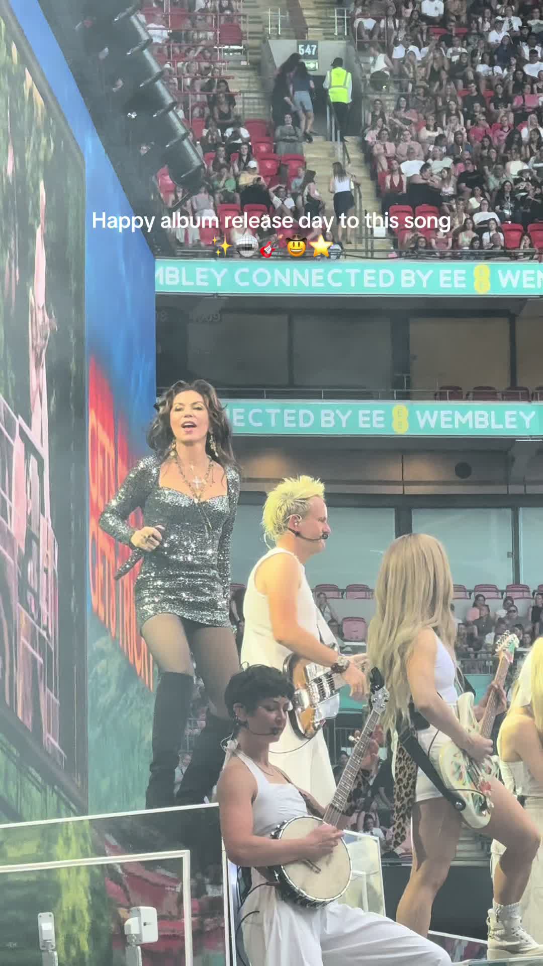 @Lara