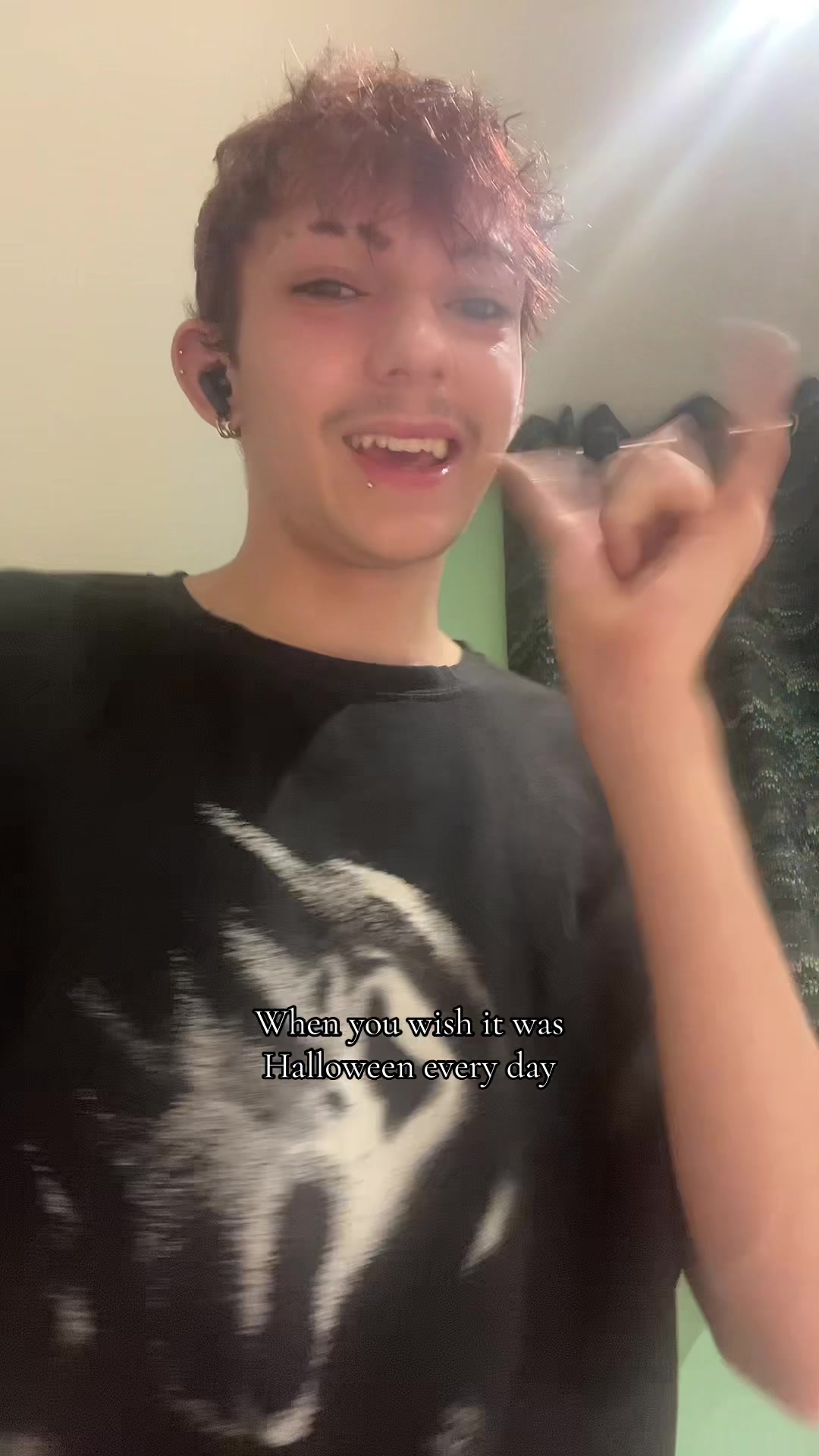 @𝔼𝕁