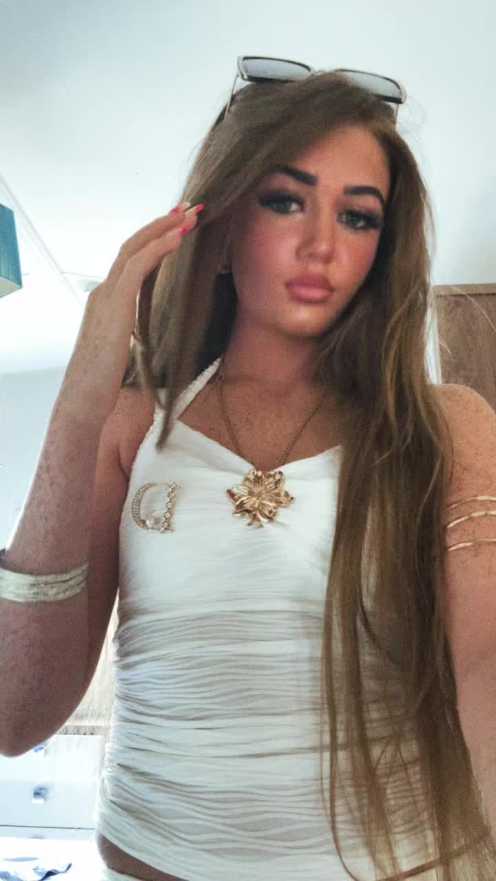 @~J~