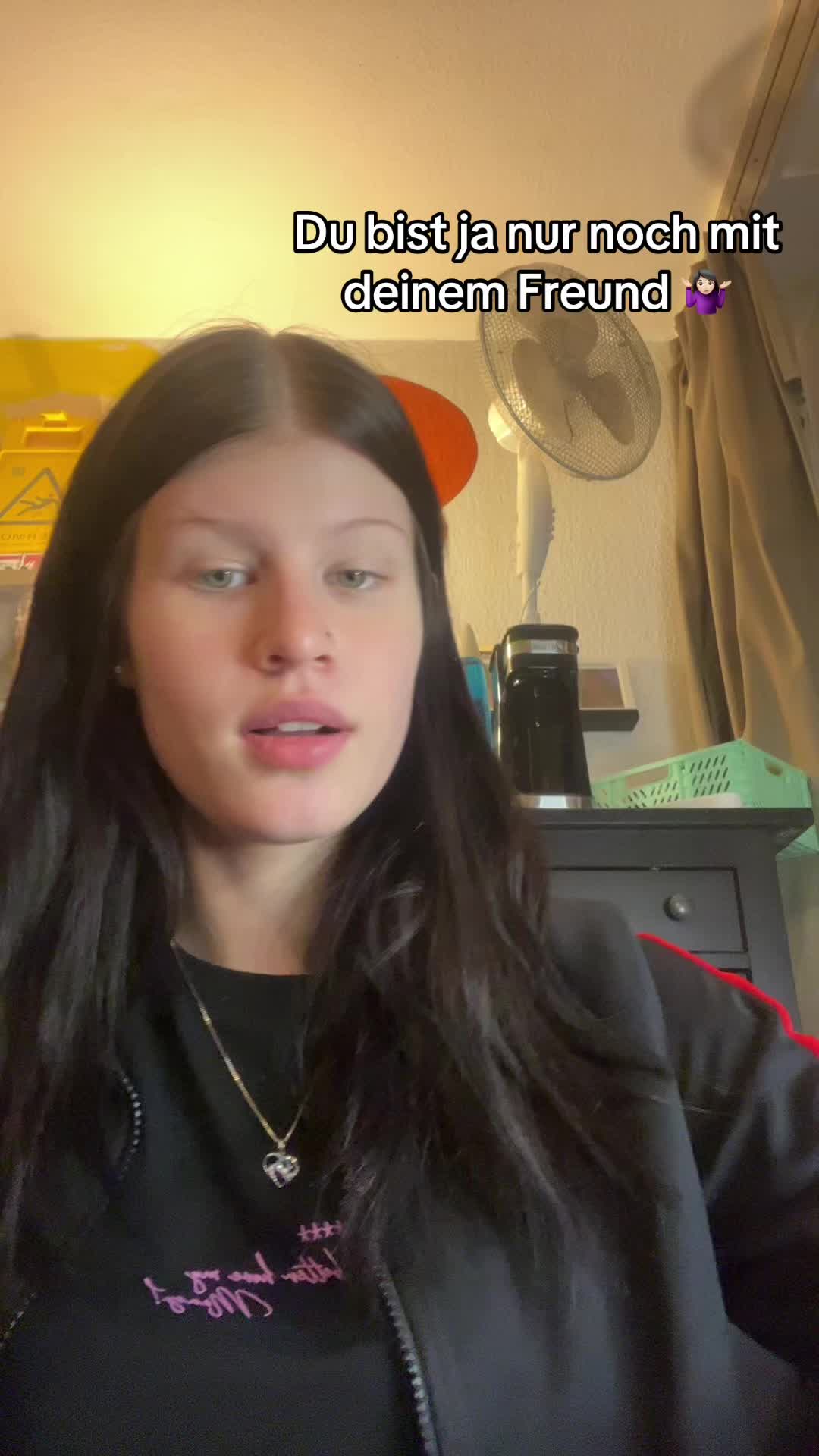 @👀