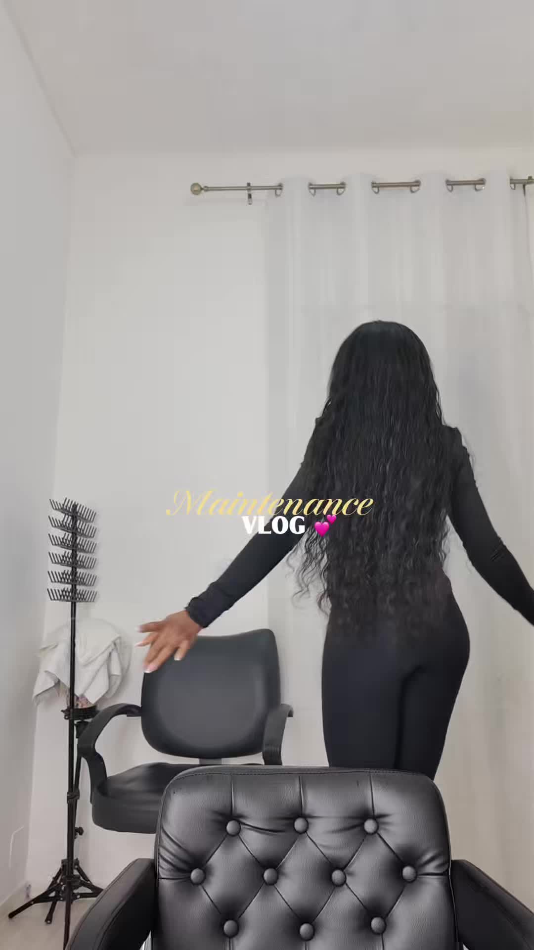 @Bella
