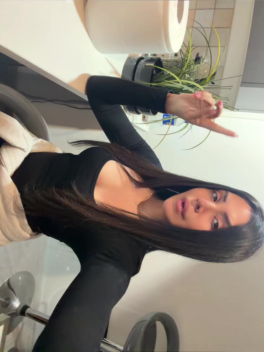 @Nicoleee__