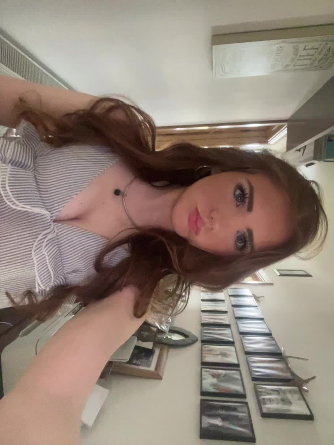 @R🫧isín