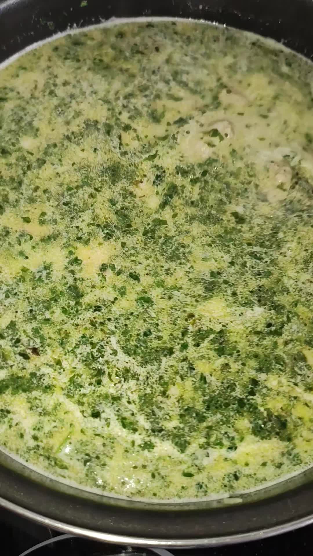 @V&ouml;r&ouml;sr&oacute;zsa🌹🇭🇺🇨🇭