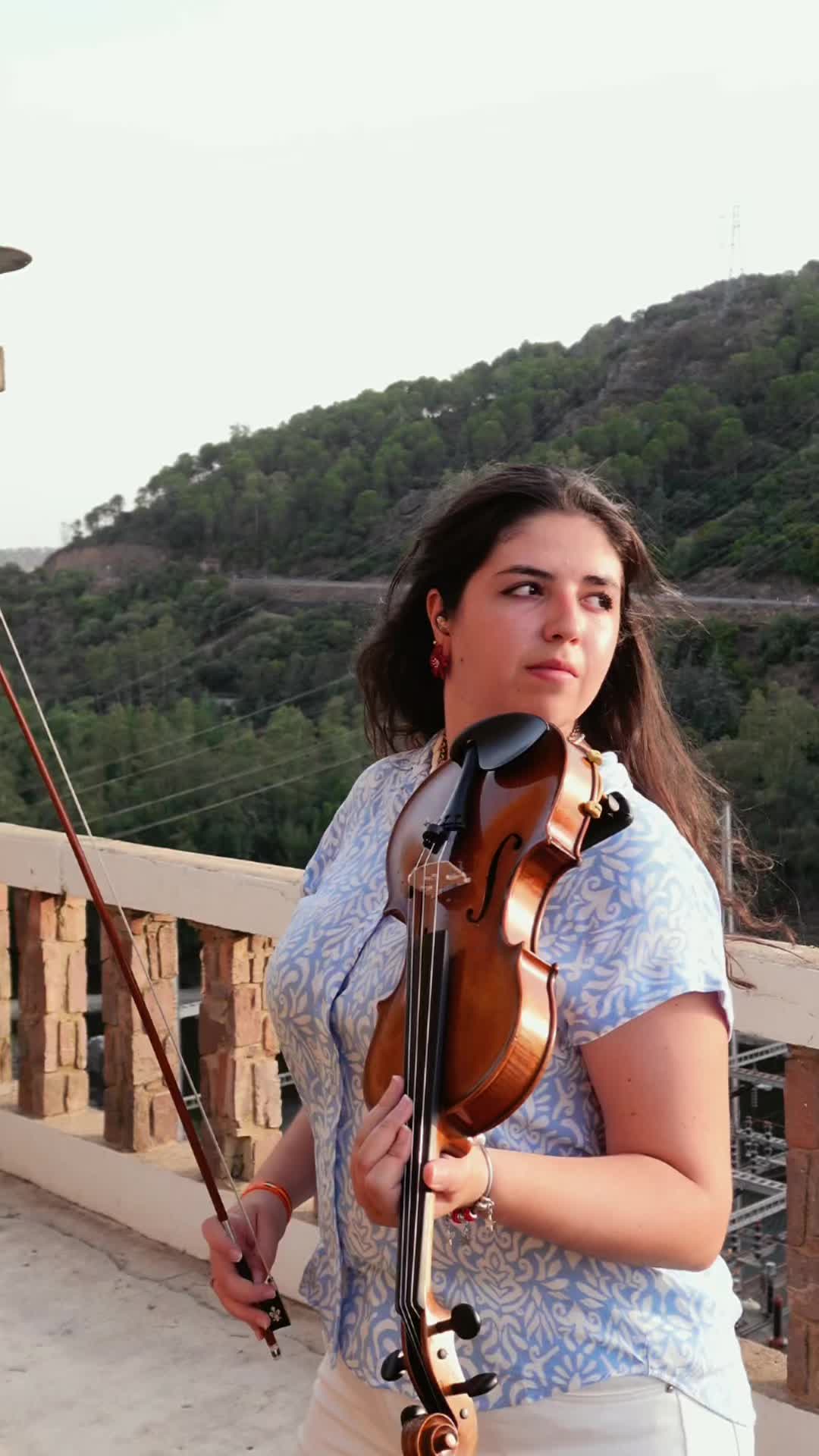 @Martina Valhondo🎻