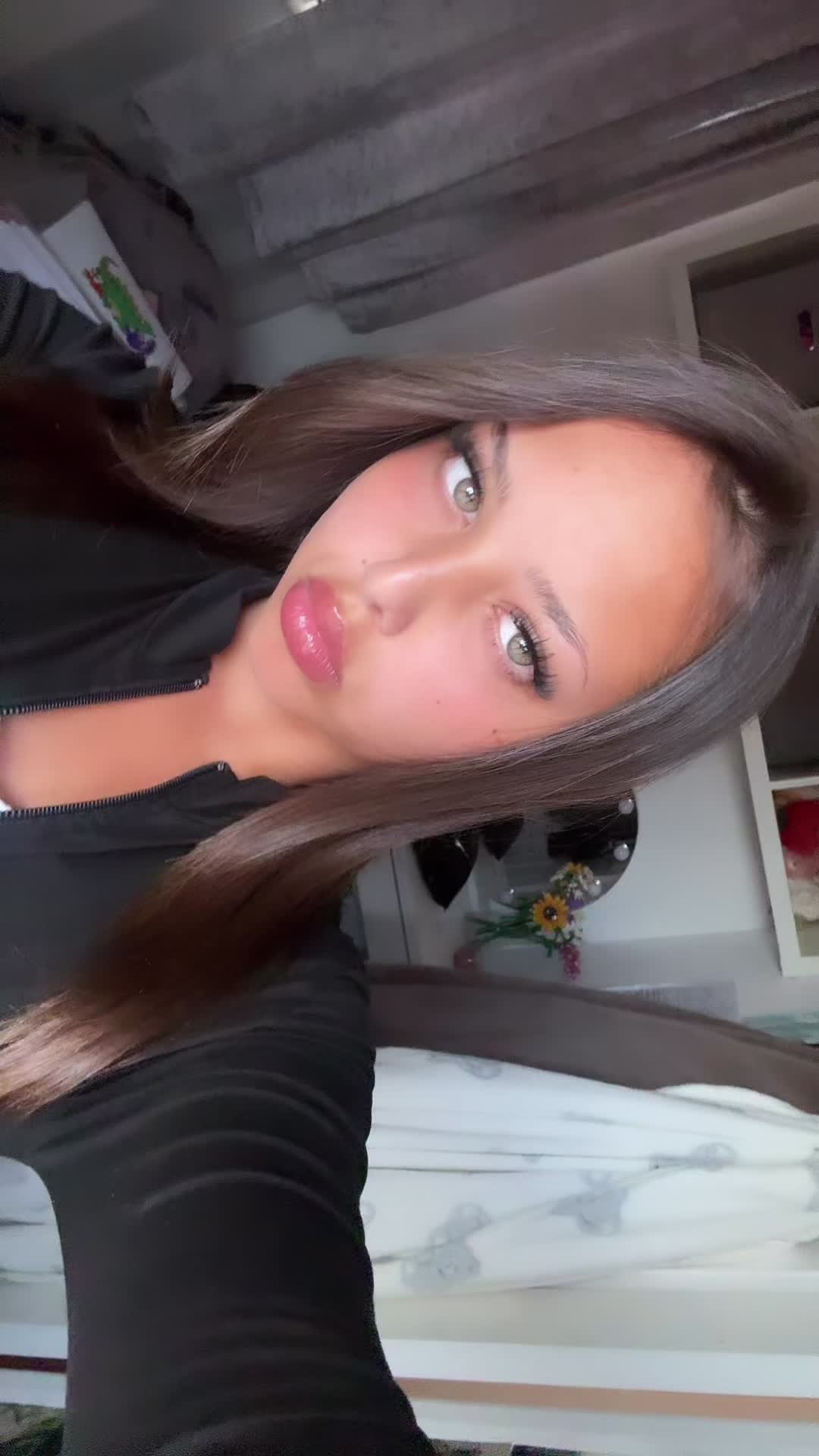 @𝐒𝐤𝐲🖤✨
