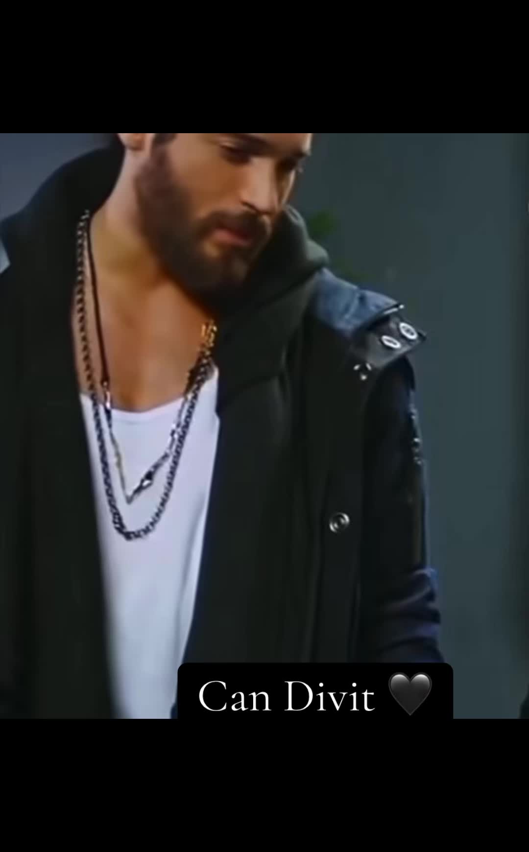@Can Yaman 🖤ilMeglio 🖤