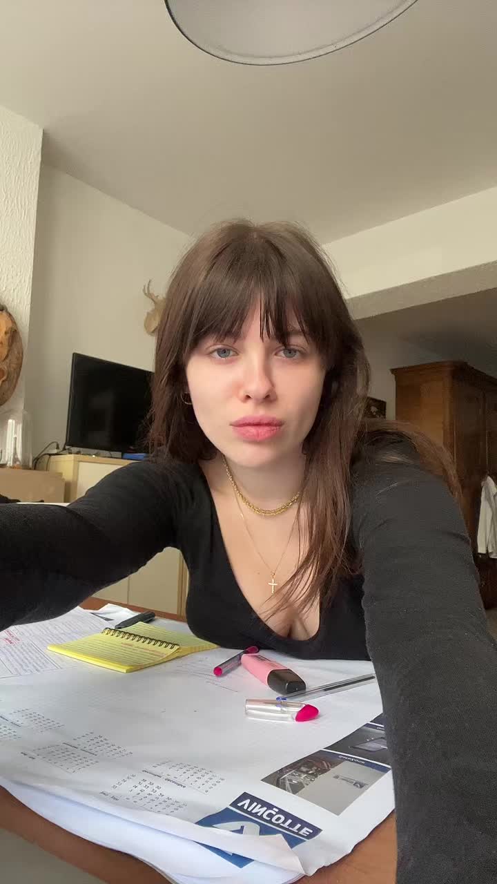 @esther