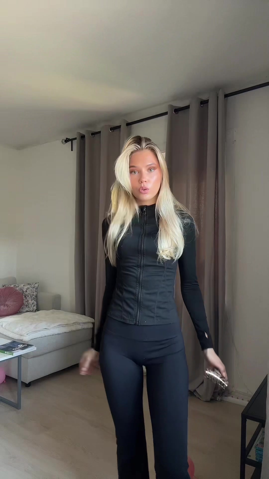 @kira